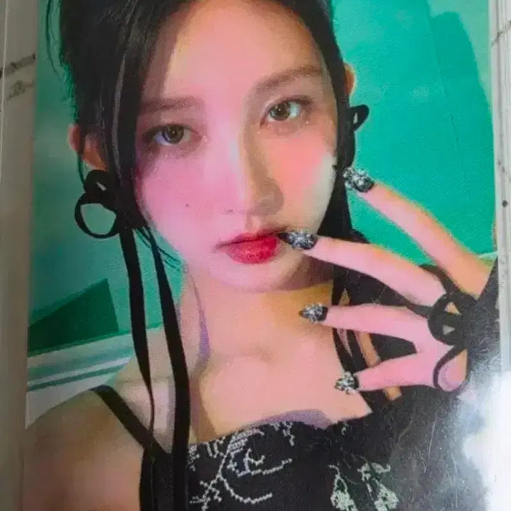 [BUNJANG] IVE Switch Gaeul Studio Photocard (Unsealed) / 아이브 스위치 가을 공방포카 미개봉 판매