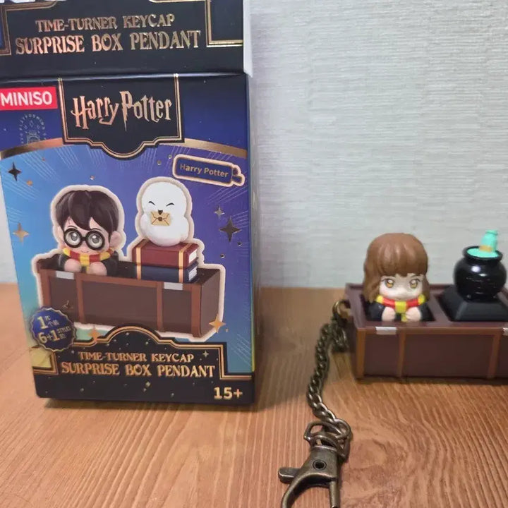 [BUNJANG] Miniso Harry Potter Hermione Time Turner Keycap Pendant / 미니소 해리포터 타임터너 키캡 서프라이즈 박스 펜던트-헤르미온느