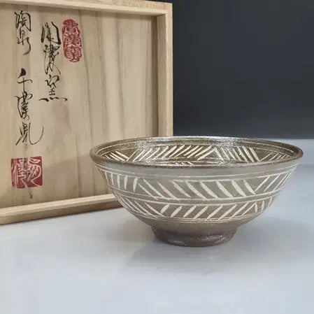 [BUNJANG] Docheon Chun Han-bong Celadon Masterwork "Samdo Mishima" Tea Bowl / 도천 천한봉 선생 - 삼도 미시마 다완