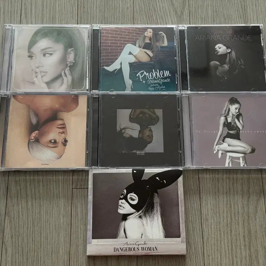 [BUNJANG] Ariana Grande Pop Music CD Album Bundle Set / 아리아나 그란데 Ariana Grande 팝송 음악 CD 앨범 일괄 판매 합니다