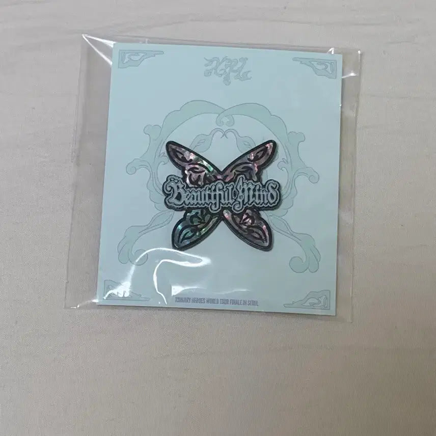 [BUNJANG] Xdinary Heroes View_ma Signature Badge / 엑디즈 뷰마 시그니처 뱃지