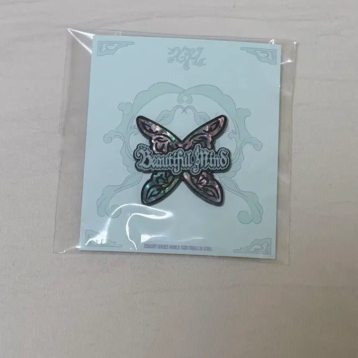 [BUNJANG] Xdinary Heroes View_ma Signature Badge / 엑디즈 뷰마 시그니처 뱃지