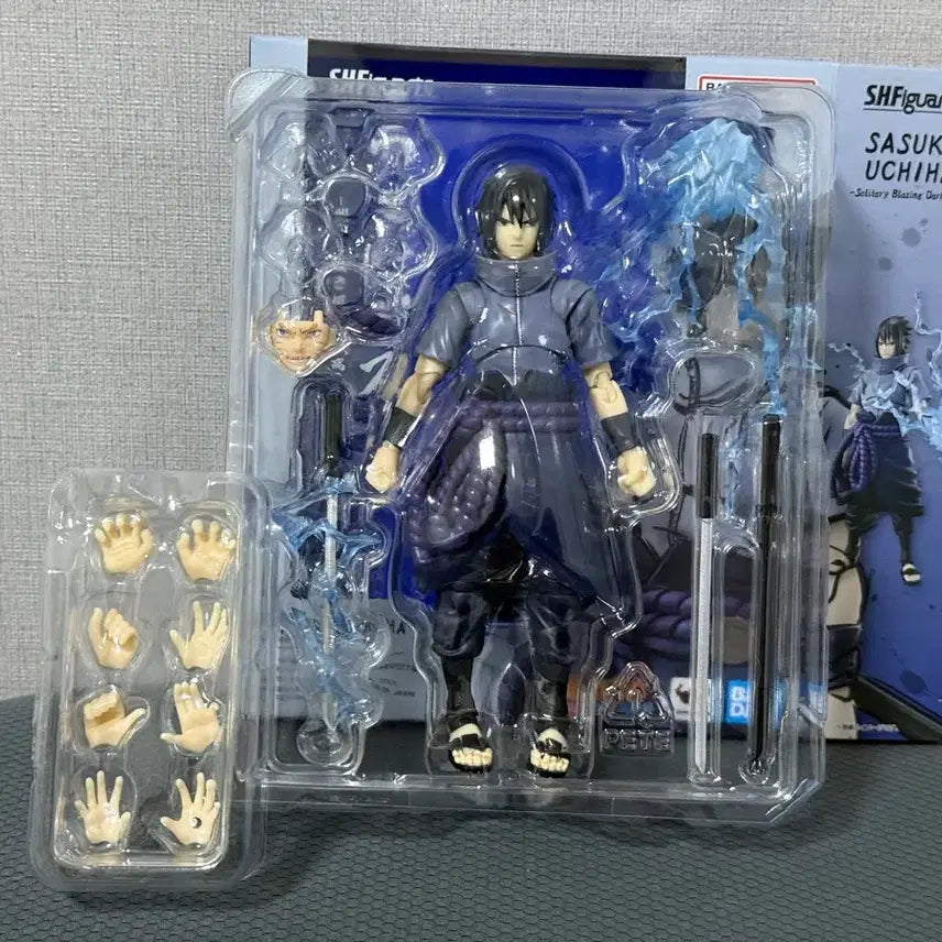 [BUNJANG] S.H.Figuarts Sasuke Uchiha Action Figure (S-Class Condition, Missing Face Parts) / shf 사스케 (상태 S급 / 얼굴파츠 부분 누락)