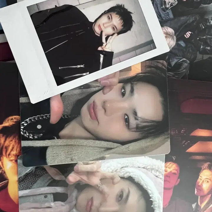 [BUNJANG] WHIB Rock the Nation Album with Signed Photo and Fanconcert Merchandise / 휘브 락더네이션 앨범
