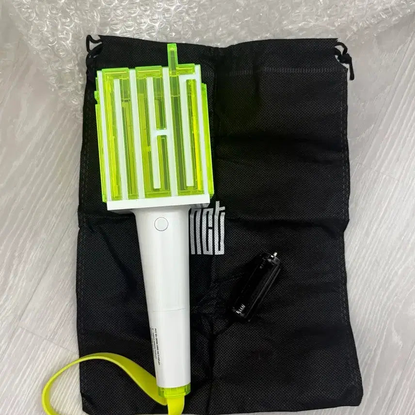 [BUNJANG] NCT Official Light Stick (Cheering Rod) / 엔시티 NCT 응원봉 믐뭔봄