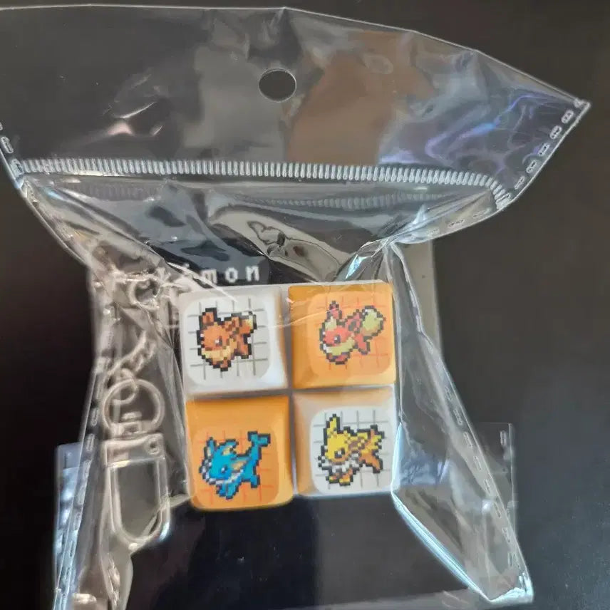 [BUNJANG] CU Pokémon Keycap Keyring Set (Starters, Eevee) / cu 포켓몬 키캡 키링 세트 (스타팅, 이브이)