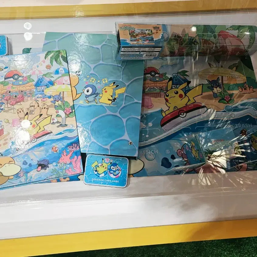 [BUNJANG] Pokemon TCG Chilling Beach Supply 4-Type Set (Playmat, Collection File, Tin Case, Deck Case) / 포켓몬 카드 부산팝업 칠링 비치 서플라이 4종세트(매트 컬렉션 덱&amp;틴 케이스)