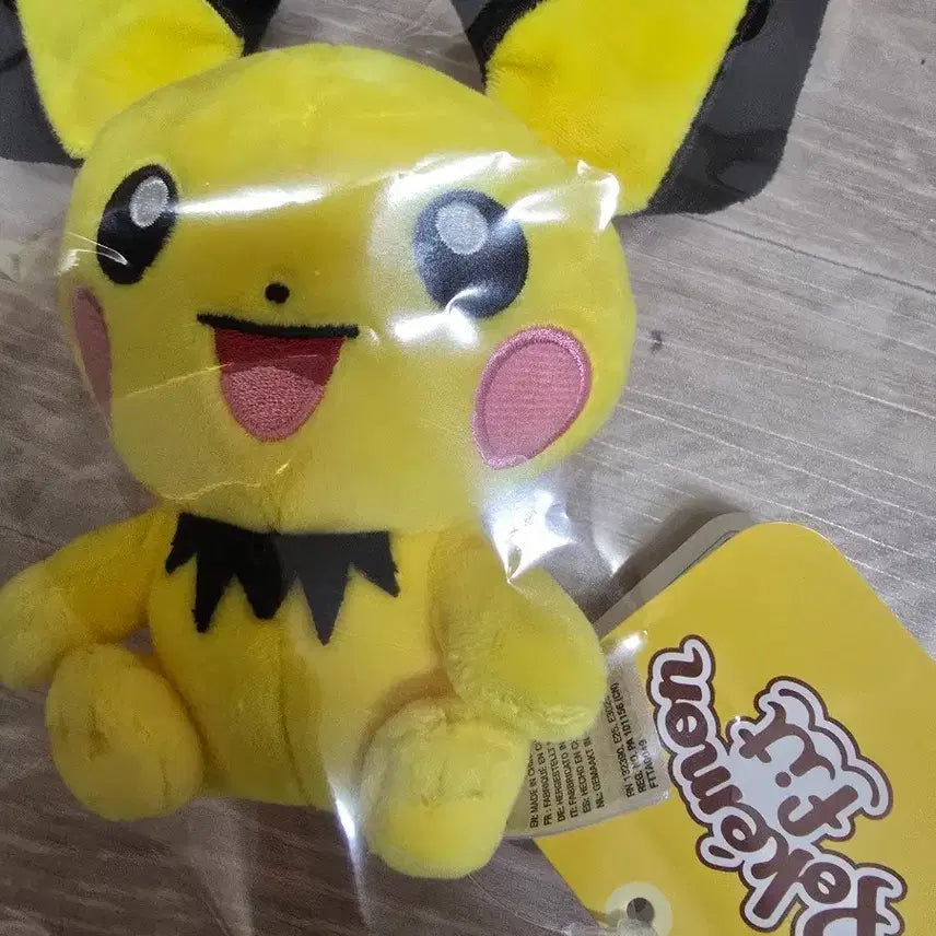 [BUNJANG] Pokemon Pichu Fit Plush / 포켓몬 피츄 fit 인형 새상품