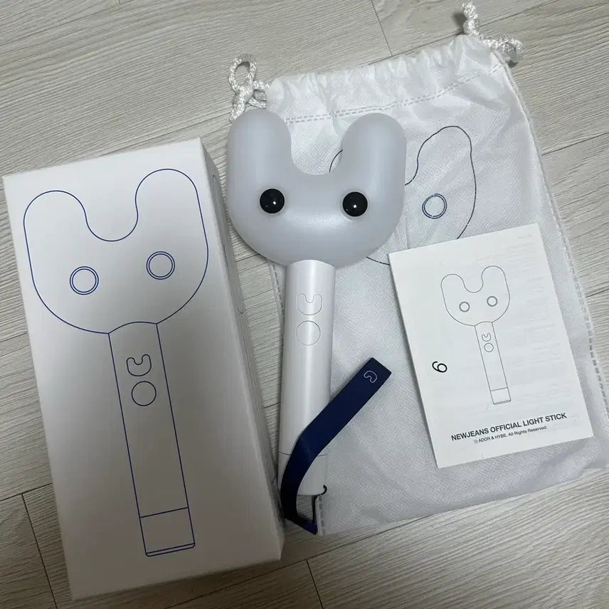 [BUNJANG] NewJeans Binky Bong Official Lightstick / 뉴진스 빙키봉