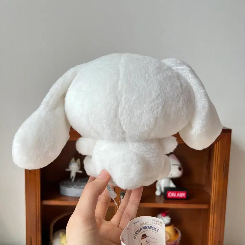 [BUNJANG] Sanrio Cinnamoroll Plush Doll / 산리오 시나모롤 인형