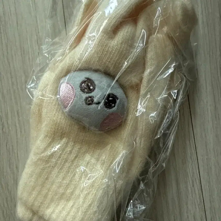 [BUNJANG] RIIZE Eunseok Songyongi Gloves (Sealed) / 라이즈 은석 송용돌이 장갑 미개봉