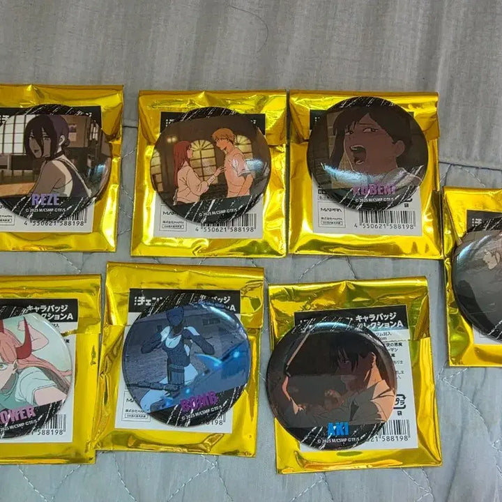 [BUNJANG] Chainsaw Man - The Movie: Reze Arc - 7 Types Can Badges Bundle Set / 체인소 맨 레제편 캔뱃지 6종