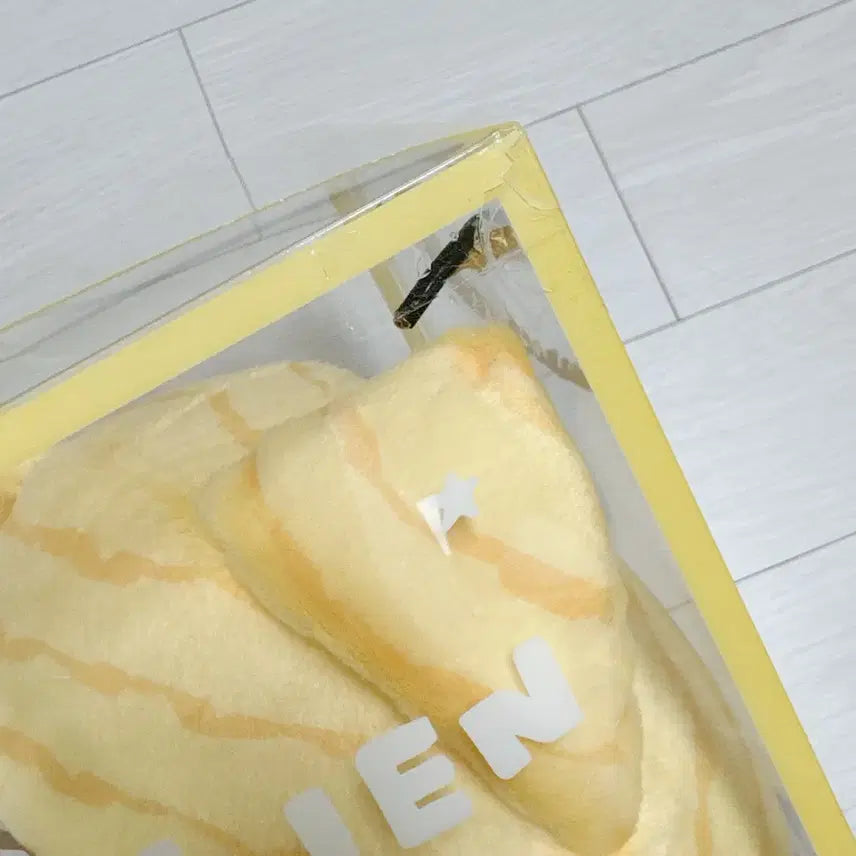 [BUNJANG] IU Alien Sitting Doll Bundle Set / 아이유 팝업 에일이언 시팅인형 일괄