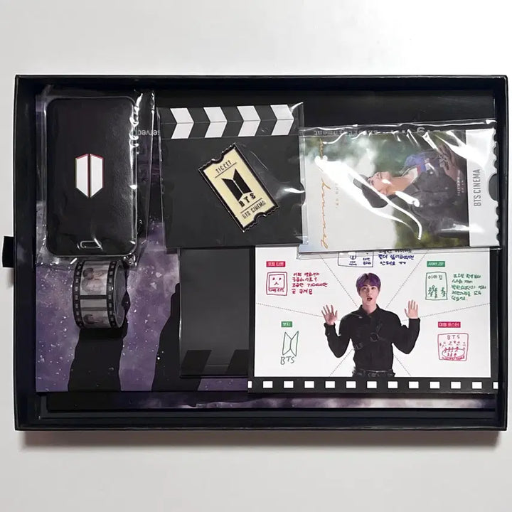 [BUNJANG] BTS ARMY Membership 6th Gen ARMYZIP Official Fanclub Kit / BTS 방탄소년단 ARMY 아미 키트 멤버십 6기 ARMYZIP 공식 팬클럽