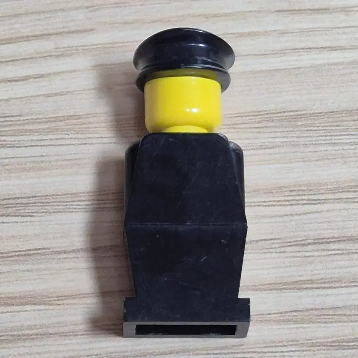 [BUNJANG] LEGO Old Minifigure Year 1975 / 레고 올드 미니피규어_2