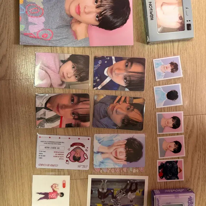 [BUNJANG] NCT WISH Riku Bundle Set Photocard and Other Merchandise / 일괄)nct wish리쿠 포카 증명사진 엔시티 위시 공차 위드뮤 팝팝