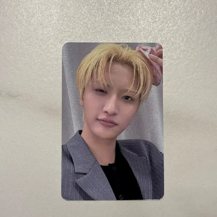 [BUNJANG] ATEEZ Seonghwa Golden Hour 5 Apple Music POB Photocard / 에이티즈 성화 골든아워5 애플뮤직 특전 포토카드 상사병 (하자)