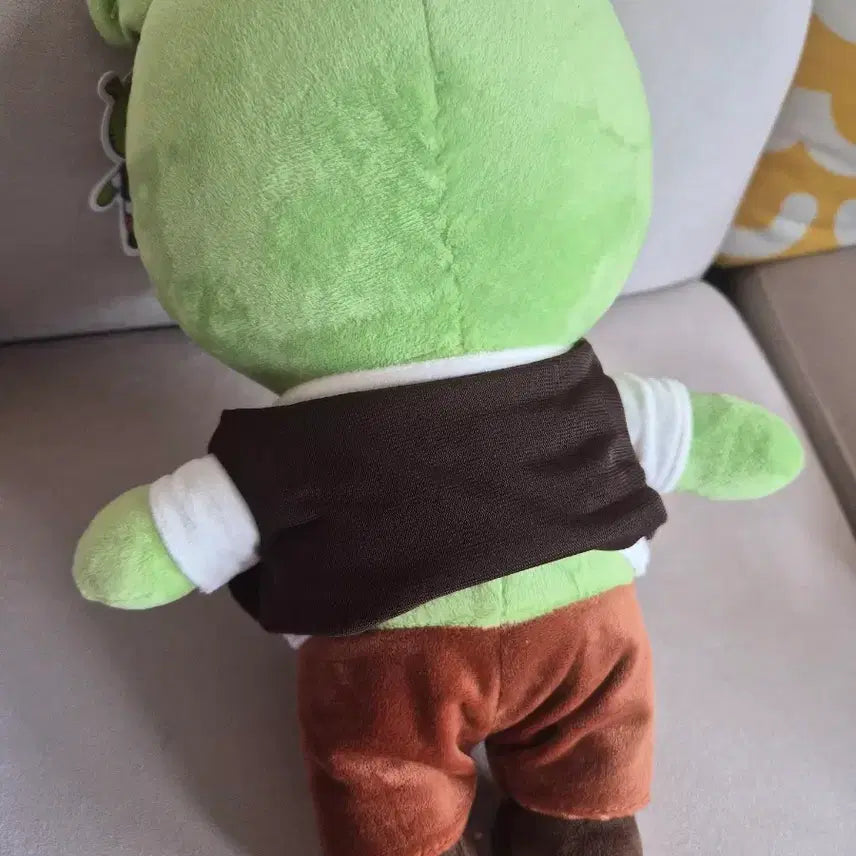[BUNJANG] Shrek x Hello Kitty Collaboration Medium Plush Doll / 슈렉 헬로키티 콜라보 중형 인형