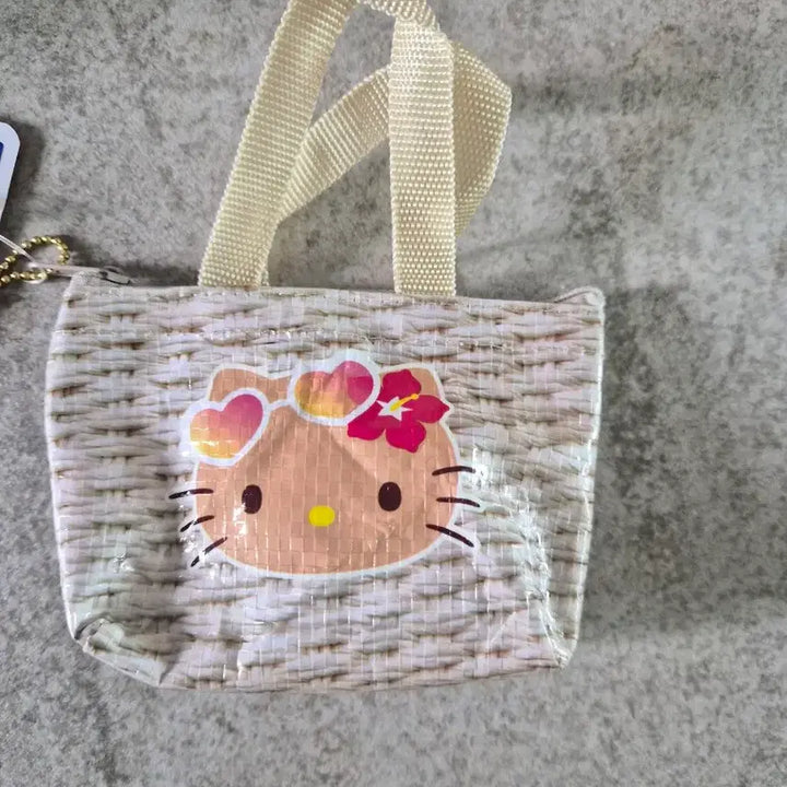 [BUNJANG] Hello Kitty Tanning Kitty Mini Bag Keychain (Japan Authentic / New) / 헬로키티 태닝키티 미니백 키링(일본정품/새상품)