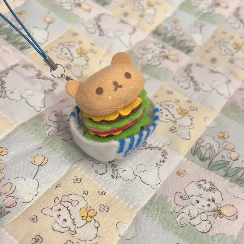 [BUNJANG] San-X Rilakkuma Lawson Collaboration Hamburger Plush Keychain / 산엑스 햄버거 리락쿠마 로손 콜라보 인형 키링