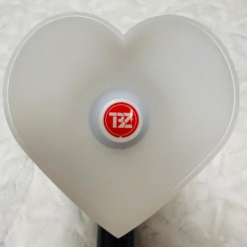 [BUNJANG] THE BOYZ Old Generation Heart Light Stick / 더보이즈 더비봉 하트 응원봉 구더비봉 구세대 판매 양도 확성기