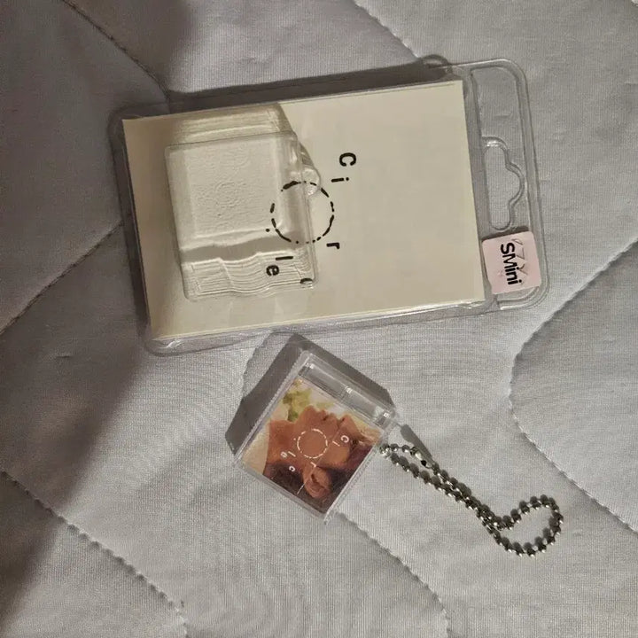 [BUNJANG] Circle Mini Transparent Keyring Goods / 써클 미니 투명 키링 굿즈