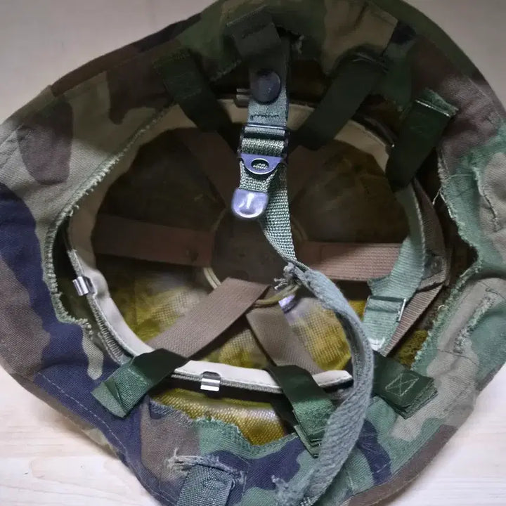 [BUNJANG] US Military PASGT Ballistic Helmet with Woodland Camouflage Cover / 오리지널 미군 PASGT 케블라헬멧+우드랜드커버