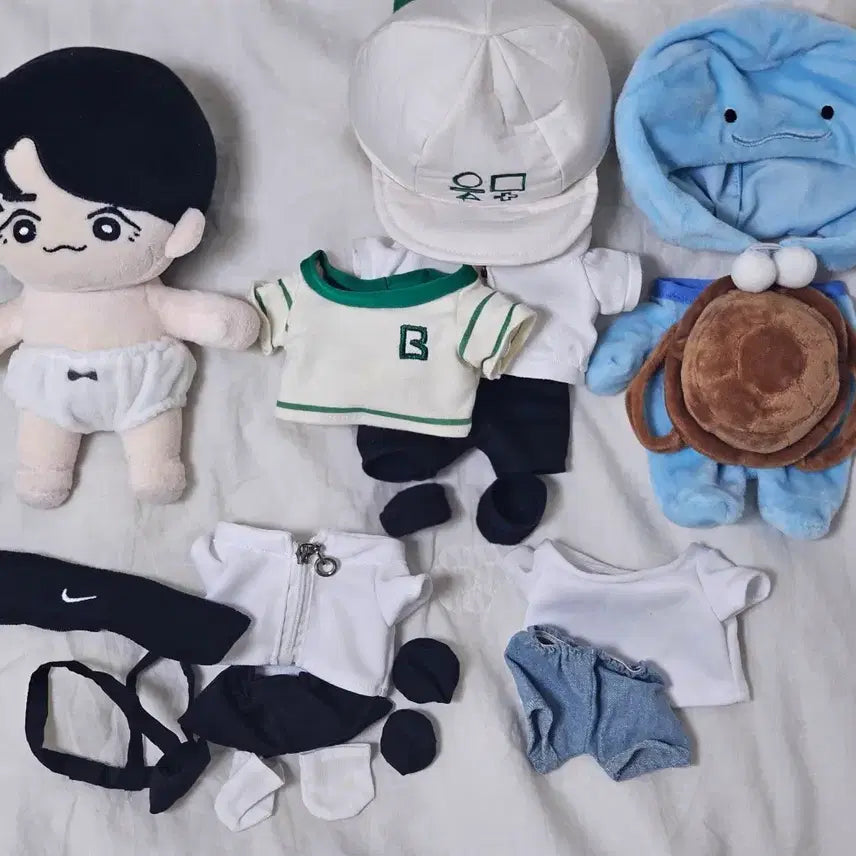 [BUNJANG] BTS Suga 20cm Doll + Outfit (TonySuga) / 방탄 슈가 속성 20cm 솜 인형+옷 토니슙 양도
