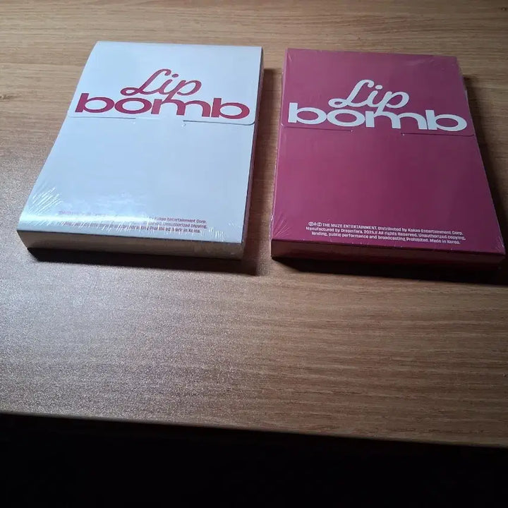 [BUNJANG] RESCENE Official Lightstick Sealed + Lip Balm Album 2 Types Sealed / 리센느 공식 응원봉 미개봉 + 립밤 미개봉 앨범 2종