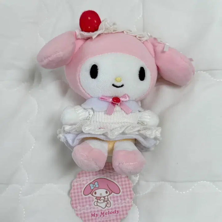 [BUNJANG] My Melody Strawberry Cake Mascot Plush / 딸기 케이크 마이멜로디 마스코트인형