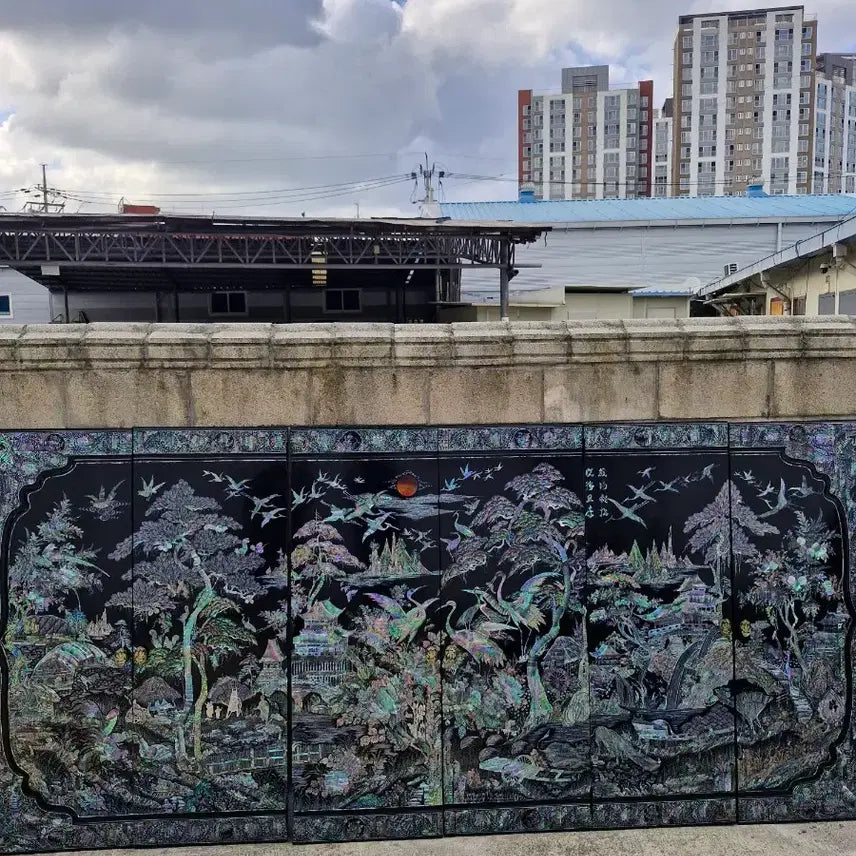 [BUNJANG] Antique 6-Panel Mother-of-Pearl Folding Screen / 은빛 화려한 6폭 자개장문짝 인테리어 고가구 골동품