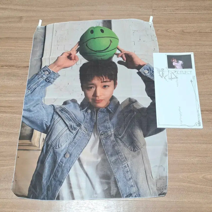 [BUNJANG] Park Ji-hoon (Kiyoungi) Reflect Album Fabric Poster / 박지훈 기영이 숯불 두마리 치킨 패브릭 포스터 농구공 리플렉트 앨범 양도