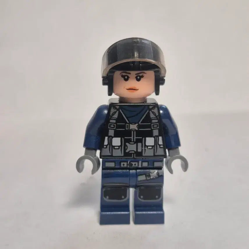 [BUNJANG] LEGO Jurassic World ACU Tracker Minifigure 75926 / 레고 쥬라기 월드 ACU 트래커 미니피규어 75926