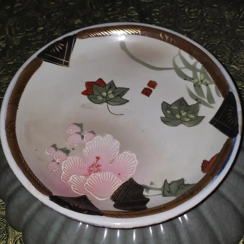 [BUNJANG] Late Qing Dynasty Celadon Porcelain Small Dish / 청말 화형(소)접시 지름9 높이3 센치 중국도자기 오래된 고도자 골통품