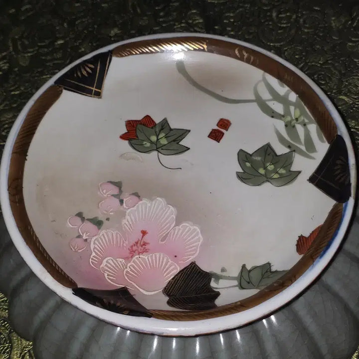 [BUNJANG] Late Qing Dynasty Celadon Porcelain Small Dish / 청말 화형(소)접시 지름9 높이3 센치 중국도자기 오래된 고도자 골통품