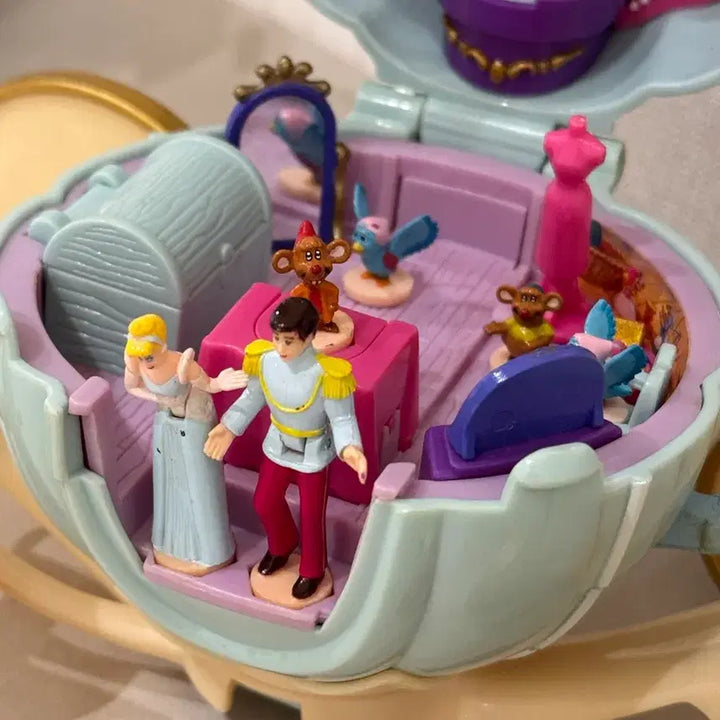 [BUNJANG] Classic Polly Pocket Cinderella Castle Playset / 고전 폴리포켓 신데렐라