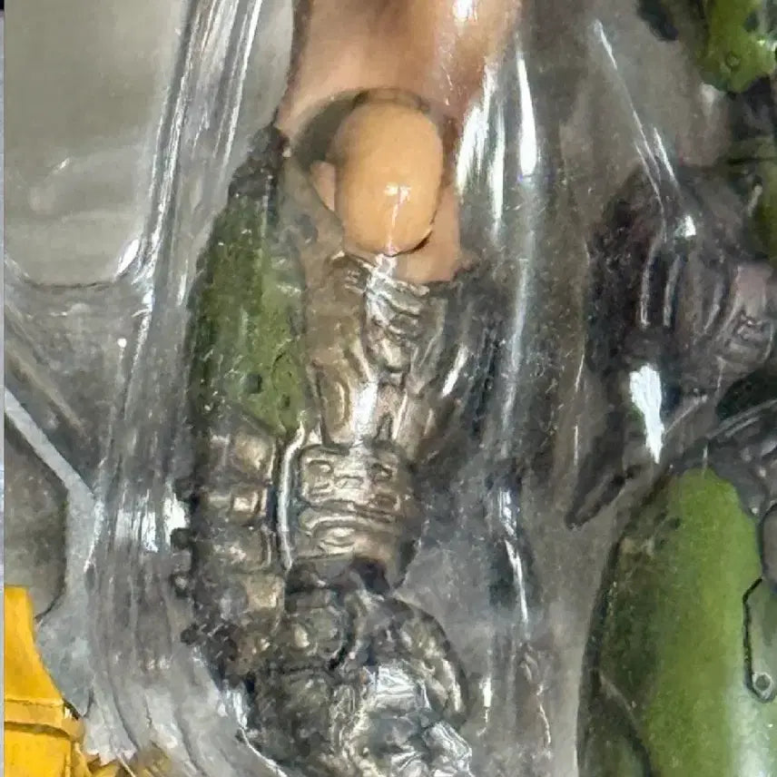[BUNJANG] Good Smile Company Figma Doom Slayer SP-140 Figure / 굿스마일 컴퍼니 figma 둠 슬레이어 SP-140 피규어
