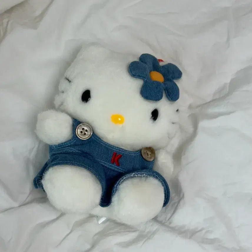 [BUNJANG] Sanrio Vintage Hello Kitty Denim Dress Plush / 산리오 고전 헬로키티 데님 원피스 인형