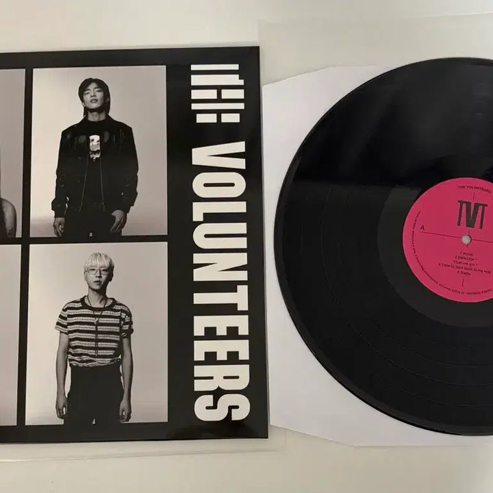 [BUNJANG] The Volunteers LP (Unsealed) / 더발룬티어스 lp 팝니다(개봉)