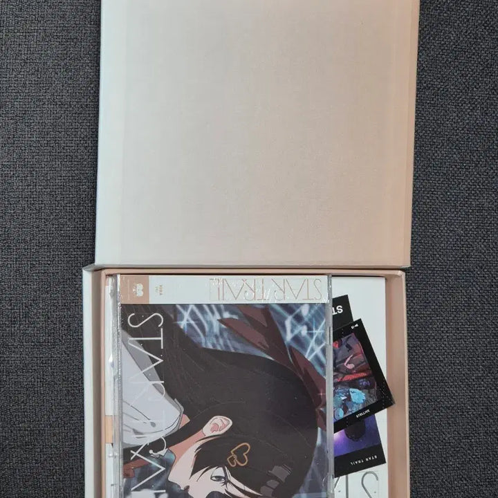 [BUNJANG] Straylive Hina Startrail Album (Box Imperfection) / (박스불량) 스텔라이브 히나 앨범 0.5에 팝니다 (포카x)