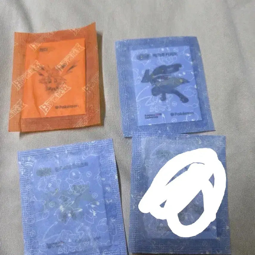 [BUNJANG] Pokemon Bread Stickers (Sealed) - Zapdos, 30th Anniversary Mega Lucario, Ultra Necrozma, Oshawott / 포켓몬띠부씰 미개봉(썬더,30주년 메가루카리오&amp;울트라네크로즈마&amp;수댕이)판매