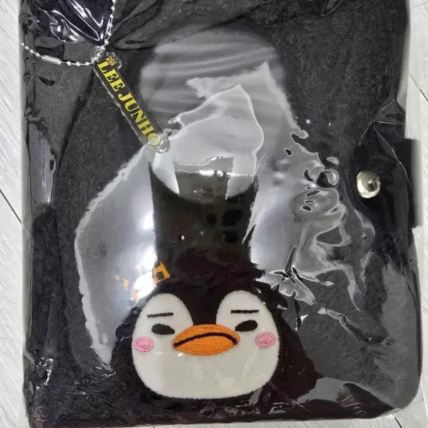 [BUNJANG] 2025 Lee Junho Fan-Con Japan Official Goods Treca Case / 2025 이준호 FAN-CON 일본 공굿 트레카 케이스