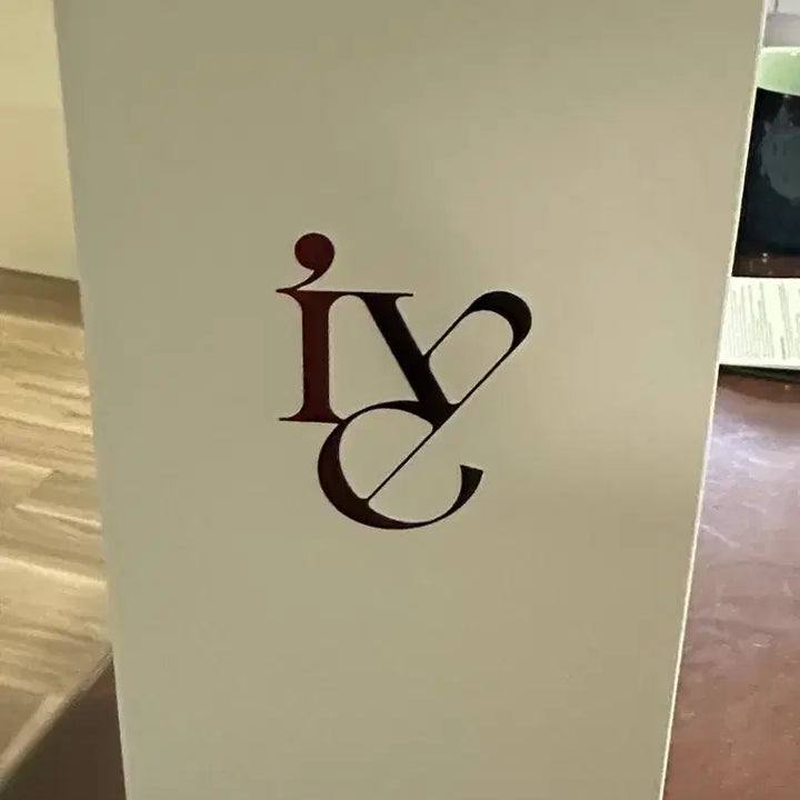 [BUNJANG] IVE Official Light Stick / 아이브 응원봉