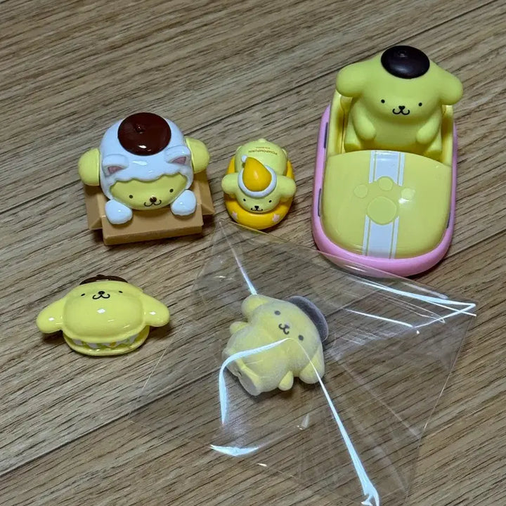 [BUNJANG] Sanrio Pompompurin Gachapon Bundle Set / 산리오 폼폼푸린 가챠 일괄판매