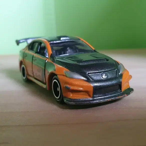 [BUNJANG] Tomica No. 107 Lexus IS F CCS-R 1/66 Scale Model Car / 토미카 No.107 렉서스 IS F CCS-R(1/66 스케일)