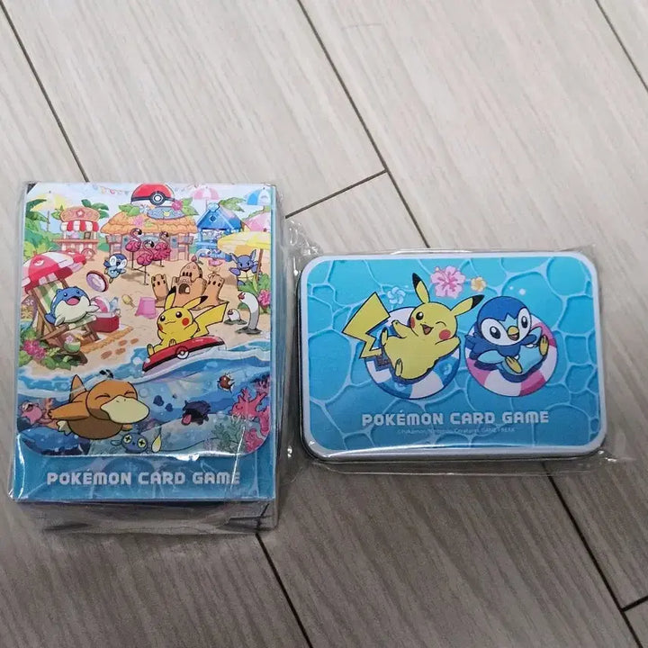[BUNJANG] Pokemon Trading Card Busan Pop-up Chilling Beach Tin Case &amp; Deck Case Set (2 Types, Sealed) / 포켓몬 카드 부산팝업 칠링비치 틴 케이스 덱 케이스 2종세트 미개봉