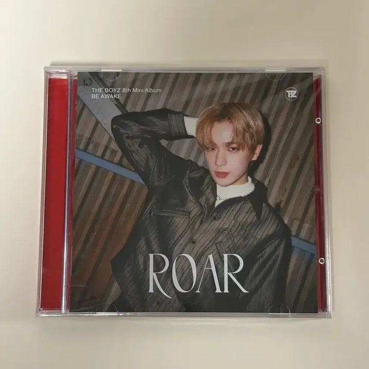[BUNJANG] The Boyz ROAR Hyunjae Cover CD Photocard (Unsealed) / 더보이즈 로어 ROAR 현재 커버 CD 미개봉 포카
