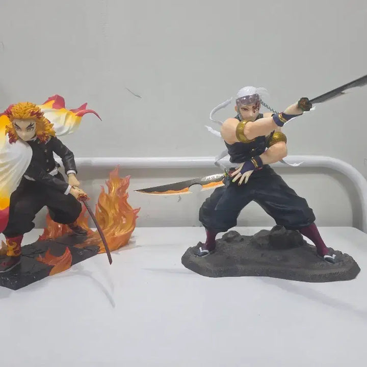 [BUNJANG] Kotobukiya Demon Slayer Tengen &amp; Rengoku Figures / ATRFX J 코토부키야 귀멸의 칼날 텐겐 &amp; 렌고쿠 피규어