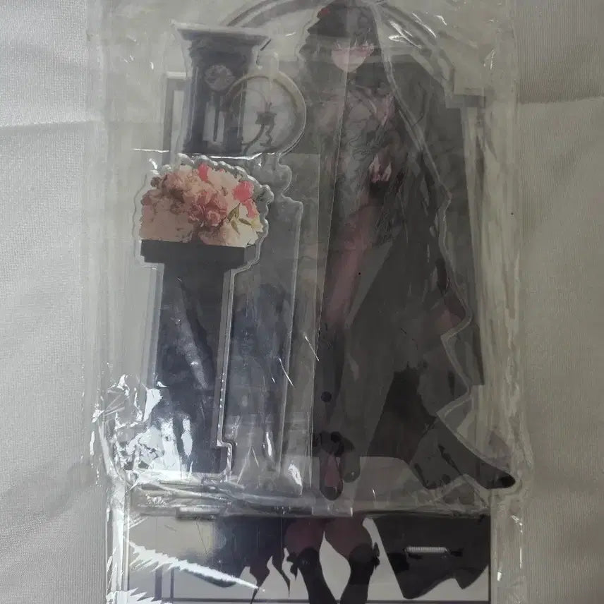 [BUNJANG] Blue Archive Rio Acrylic Stand with Additional Base / 블루아카이브 리오 아크릴스탠드