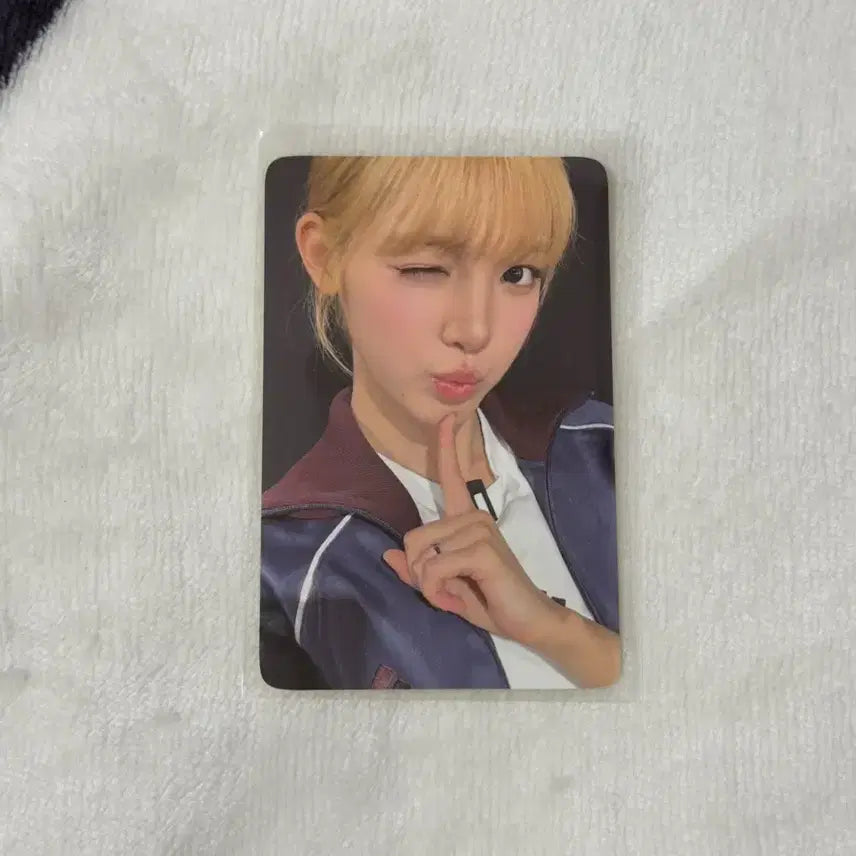 [BUNJANG] Hatsu To Hats Yuha Everline Lucky Draw Photocard / 하투하 레몬탱 포카 미공포 하츠투하츠 유하 에버라인 럭드 미공포